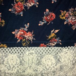 NWOT Floral top with lace hem